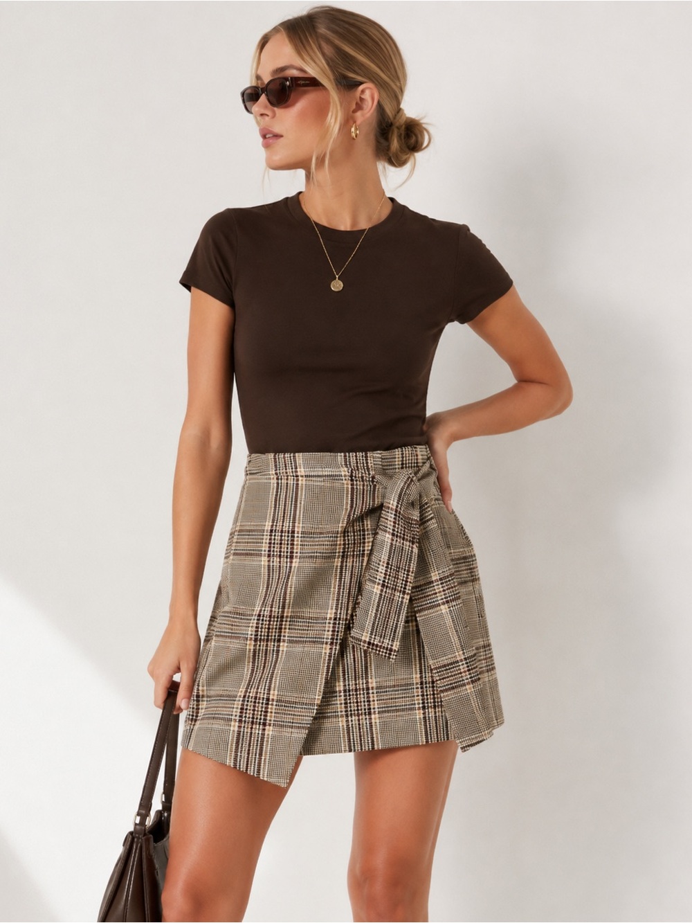 Wilfred Aritzia Dorine brown plaid skirt size 8 wrap tie front mini back zipper